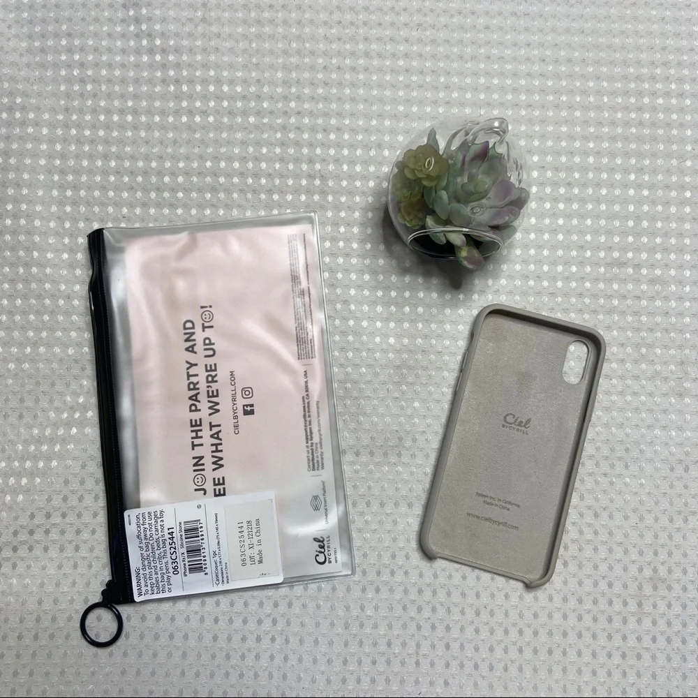 𝅺CYRILL Ciel [Silicone Collection] For iPhone Xs